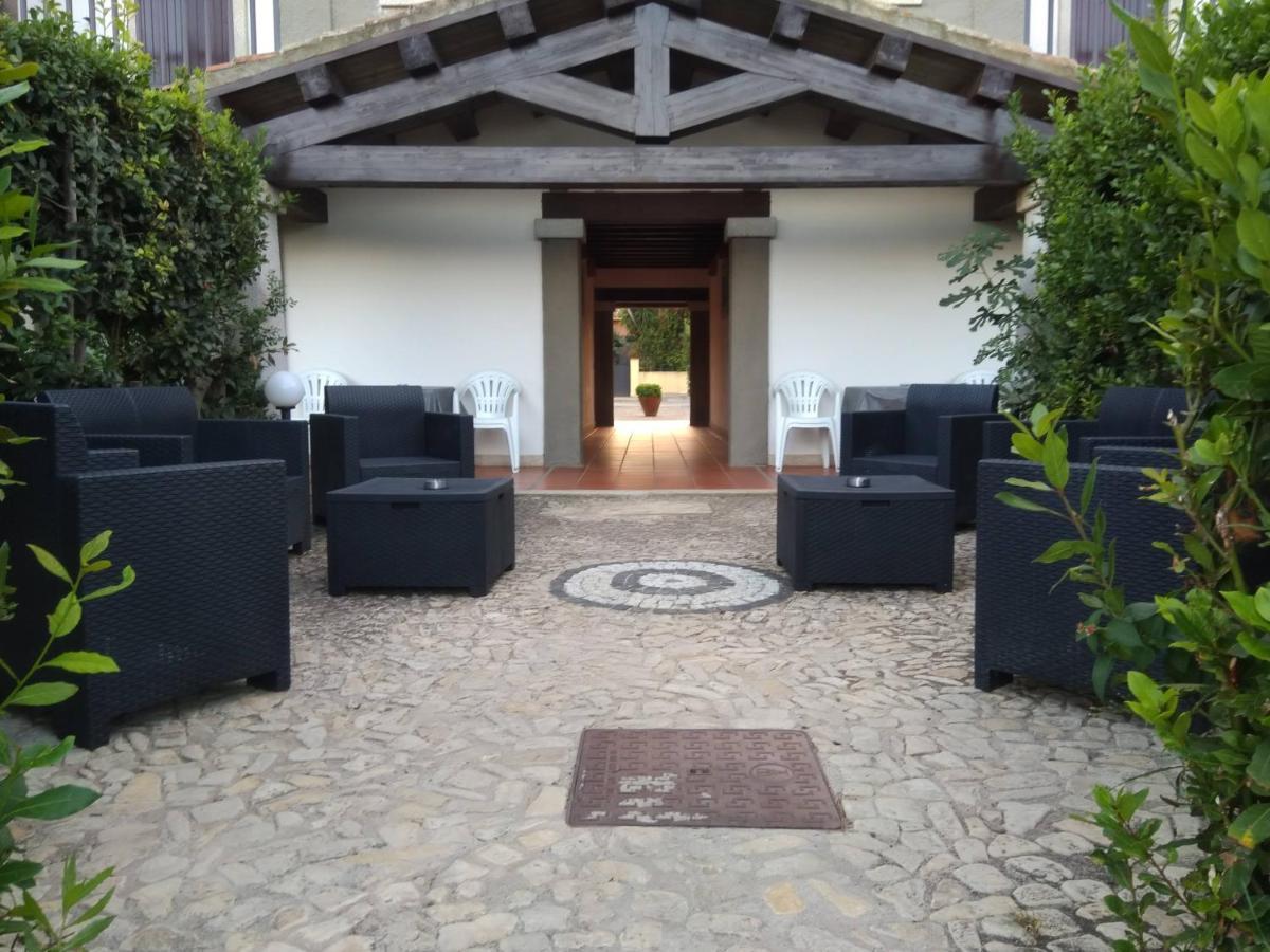 Villa Raffaello Porto San Paolo  Luaran gambar